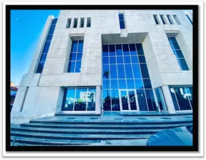 مجمع تجاري للايجار في افضل مواقع شارع  مكة    الرقم المرجعي :   48110