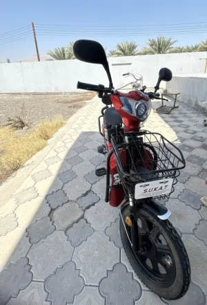 سكوتر كهربائي نظيف استخدام قليل