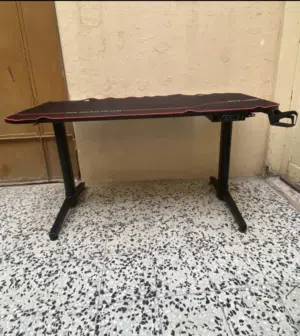 طاولة بي سي