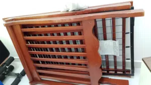 سرير اطفال بحالة جيدة جدا