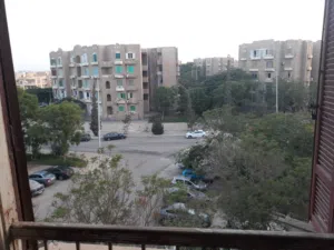 شقة للبيع بالشيخ زايد