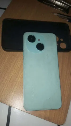 Tecno Spark 128 GB in Zarqa