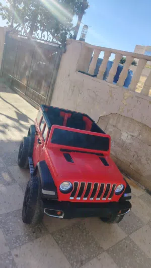 سياره شحن مستعمله بحاله جيده للبيع