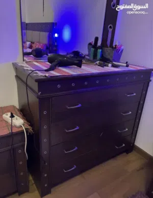 للبيع غرفة نوم دون خزانة/خشب فاخر -