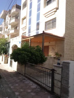 132 m2 3 Bedrooms Apartments for Sale in Amman Daheit Al Yasmeen
