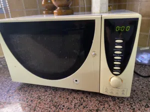 SP Tech 0 - 19 Liters Microwave in Zarqa