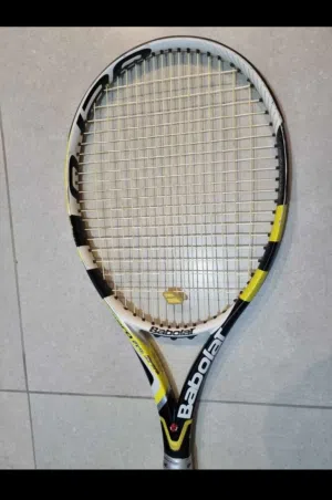 Babolat Aero Pro Drive Tennis Racket in excellent condition