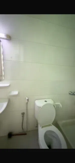 80 m2 2 Bedrooms Apartments for Rent in Muscat Ghubrah