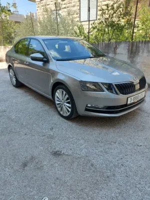 سكودا اوكتافيا 2018