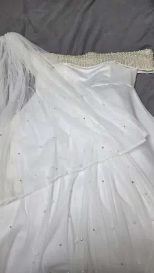 فستان زفاف
