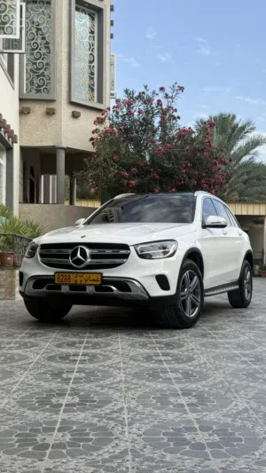 مرسيديس GLC 300 2021 قمة النظافة