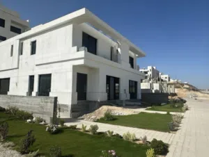 290 m2 4 Bedrooms Villa for Sale in Amman Naour
