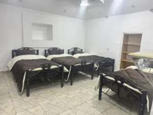 شقة مفروشة للإيجار — الأشرفية قرب مستشفى البشير للايجار اليومي او الاسبوعي