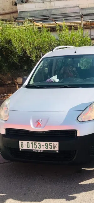 بيجو بارتنر للاجار الشهري فقط رام الله وقراها