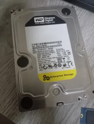 hdd 1000g للبيع بسعر مغري