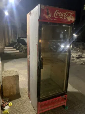 للبيع ثنتين ثلاجات ب100الف الكل واحد ركز كولا والثانيه بطح شغالات قرعه