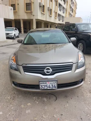 Nissan Altima 2008 Excellent condition  auto
