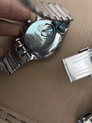 ساعات سواتش للبيع ستعمل خفيف