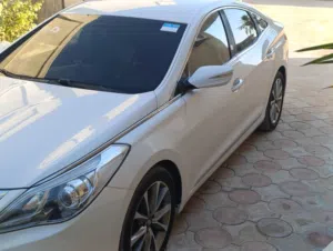 سيارة هولندا ازيرا