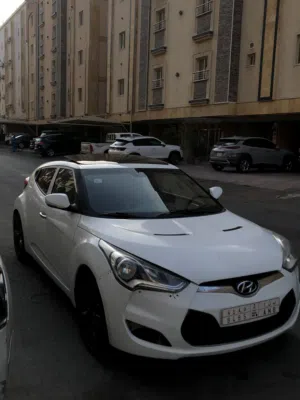 Hyundai veloster 2013