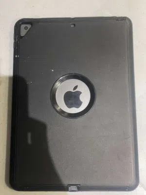 ايباد بحالة ممتازة