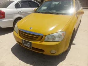 Used Kia Spectra in Tripoli