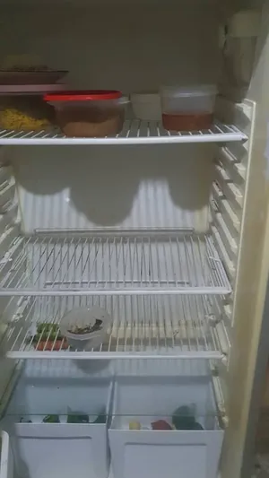 Refrigerators . TCL . Used1