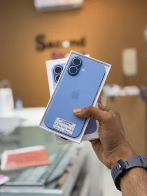 iPhone 17-256 GB Smooth phone at good price - Good working