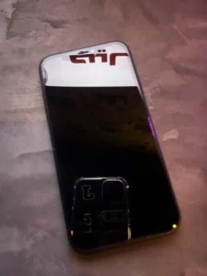 ايفون XR نظيف