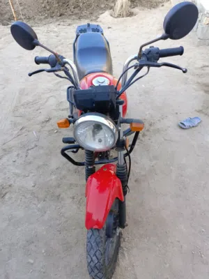 دراجه كي واي بحاله جيده