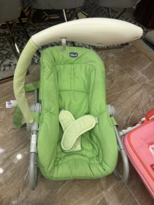 chicco bouncer هزاز بيبي تشيكو لون اخضر  Juniors bouncer هزاز بيبي من حونيورز لون زهري
