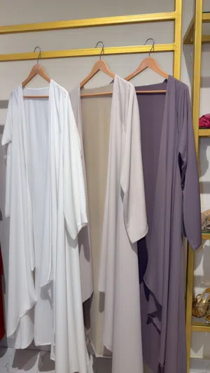 عبايات ودراعات