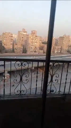 شقة تحفة للبيع