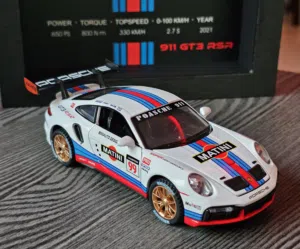Porsche 911 GT3 RS Scale 1:32 diecast car