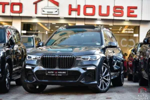 بي إم دبليو X7 العائلية 7مقاعدNight Packageرياضية 2022 BMW X7 xDrive40i M Sport Mild Hybrid Hybrid