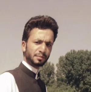 Essa Khan 