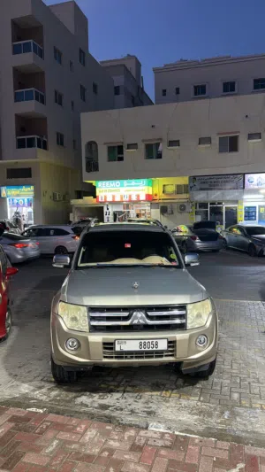 للبيع باجيرو 2008 السعر المطلوب 15000