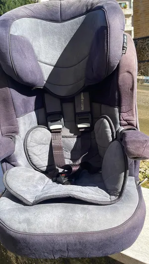 car seat for babies used like new for sale 60$