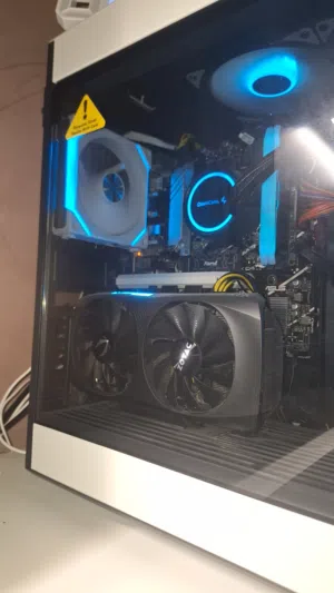 NVIDIA GeForce RTX 4070 OC – نظيف    ( قابل للتفاوض  )  جداً، أداء ممتاز  للألعاب (الكرت فقطط)