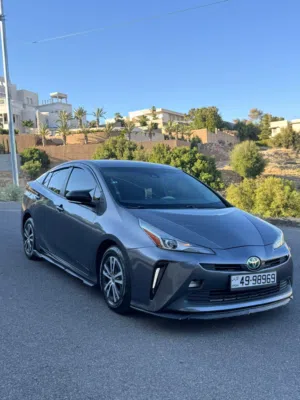 Used Toyota Prius in Amman