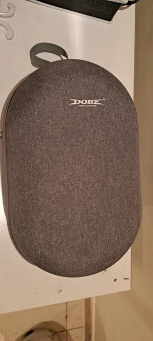 نظارة VR 2 للبلايستيشن 5 بحالة ممتازة لم تستخدم للبيع