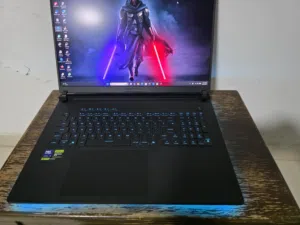 Asus ROG Scar 18 Rtx 5090 Ultra 9