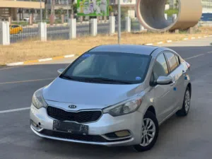بسعرر 17800 كياء فورتي 2014 محرك18 العادي المرغوب كامبيو تماتك صاله تكيف شغال قياده سفارر كربون موجو