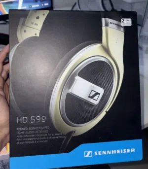 سماعة Sennheiser HD 599 فرصة