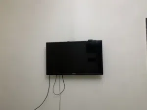 شاشة تلفاز سامسونج بحاله ممتازة للبيع