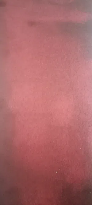 سجادة لون احمر