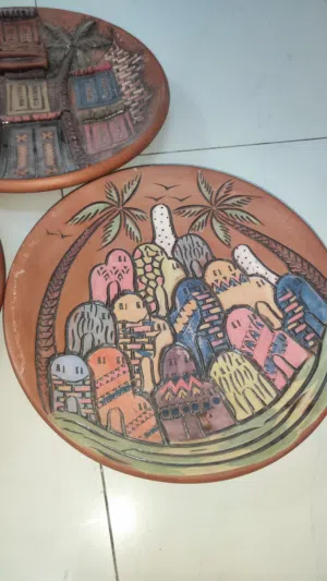 Title: Set of 3 Handcrafted Decorative Plates together 130 qr