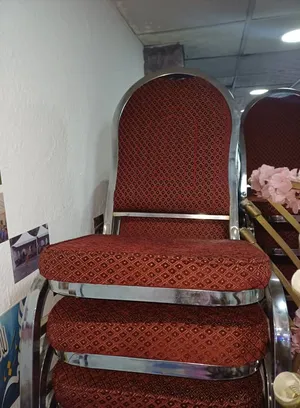 كراسي كروم حديد ثقيل بحاله جيده جدا عمان جبل الحسين