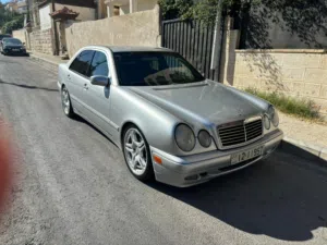 Mercedes Benz w210 M1999 2000cc