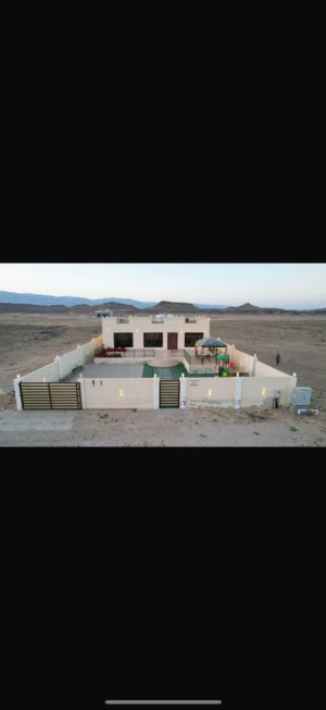2 Bedrooms Chalet for Rent in Dhofar Salala